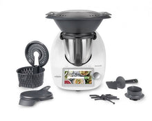 Cargar imagen en el visor de la galería, Robot TM6